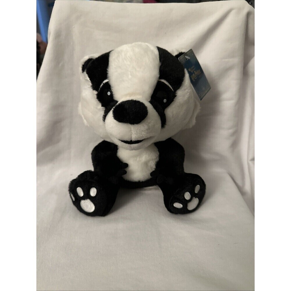 Harry Potter Hufflepuff Plush Badger Stuffed Wizarding World Universal NWT Cute